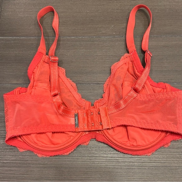 Chantelle Rive Gauche Full Coverage Bra - Picture 4 of 9